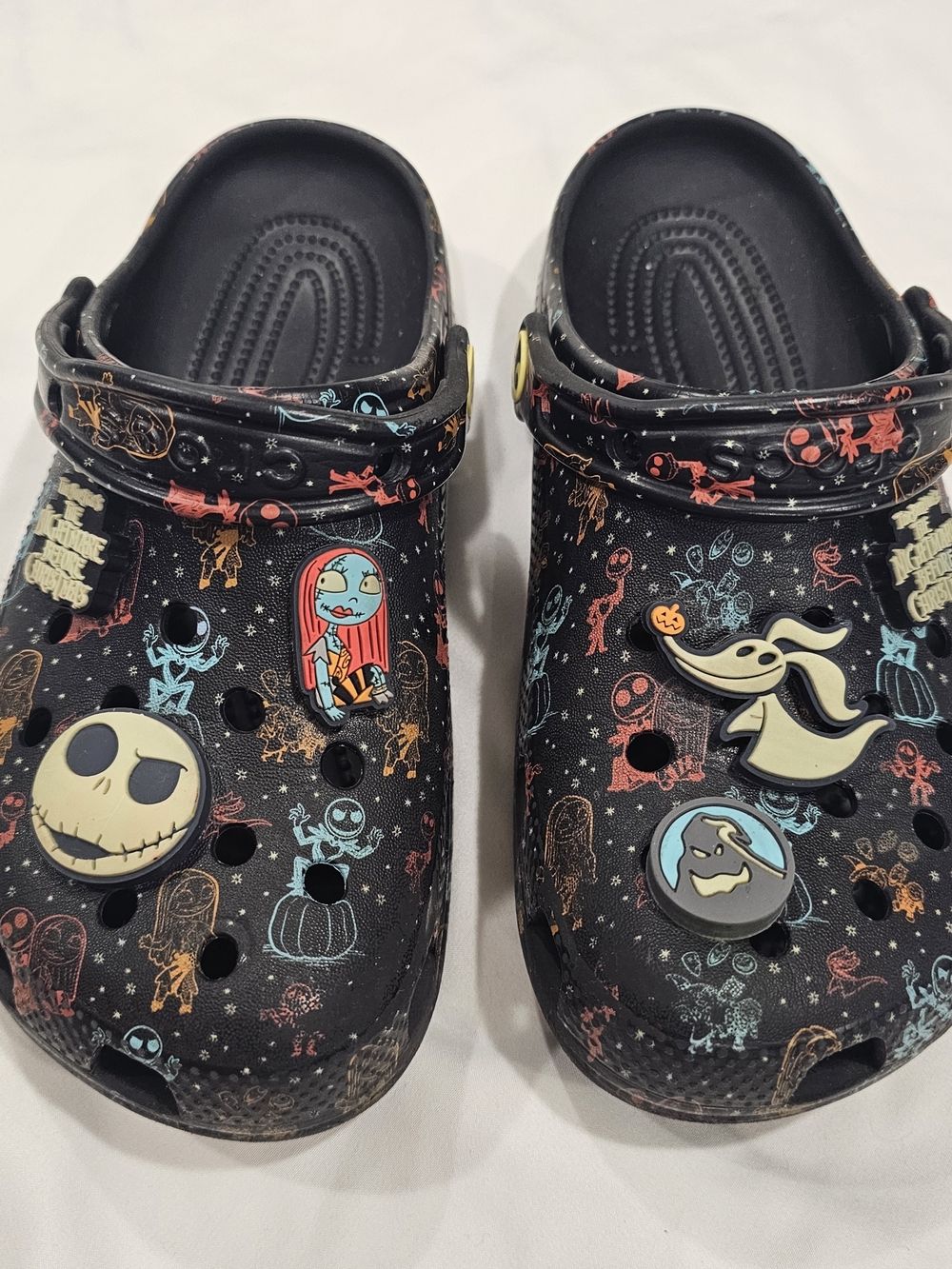Crocs Kids Classic Disney The Nightmare Before Christmas Clogs Junior Size 4 J4